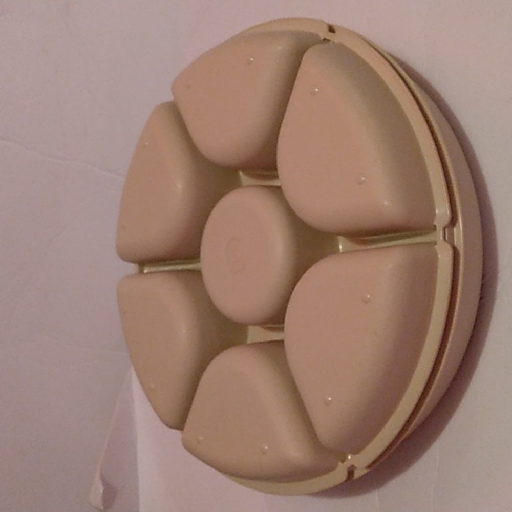Tupperware exlarge server - Picture 7 of 7